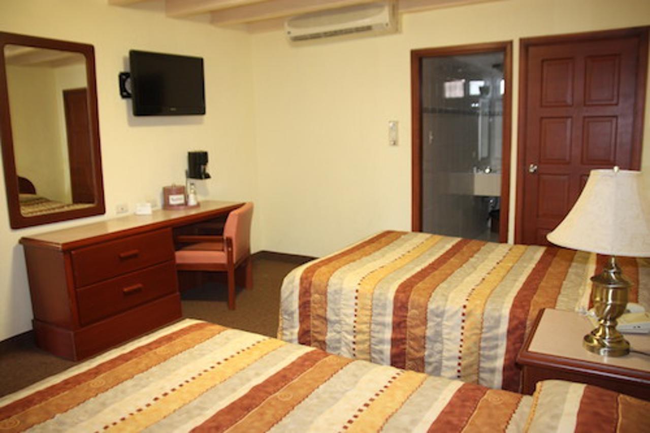 Hotel Bugambilia Hermosillo Ngoại thất bức ảnh
