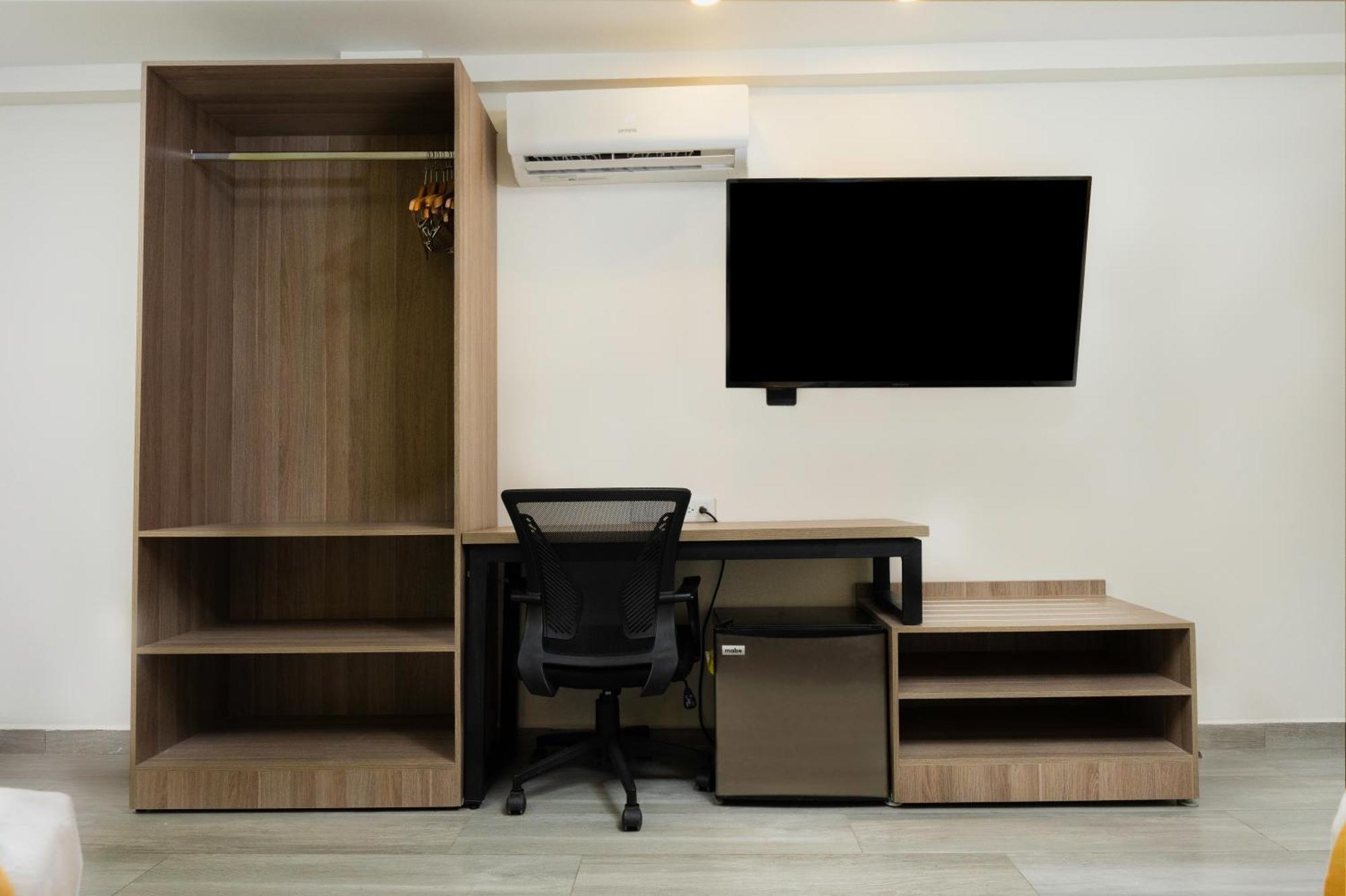 Hotel Bugambilia Hermosillo Ngoại thất bức ảnh