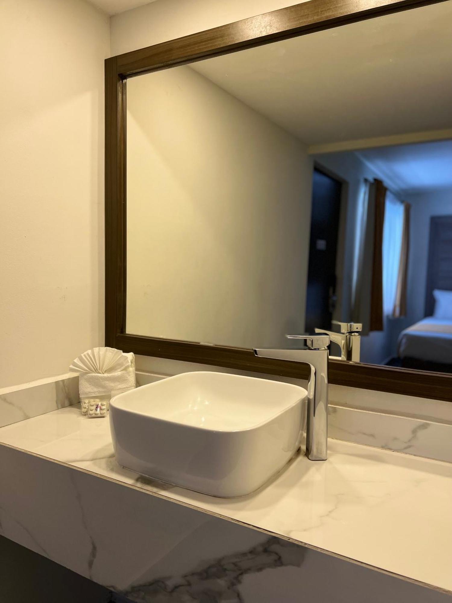 Hotel Bugambilia Hermosillo Ngoại thất bức ảnh