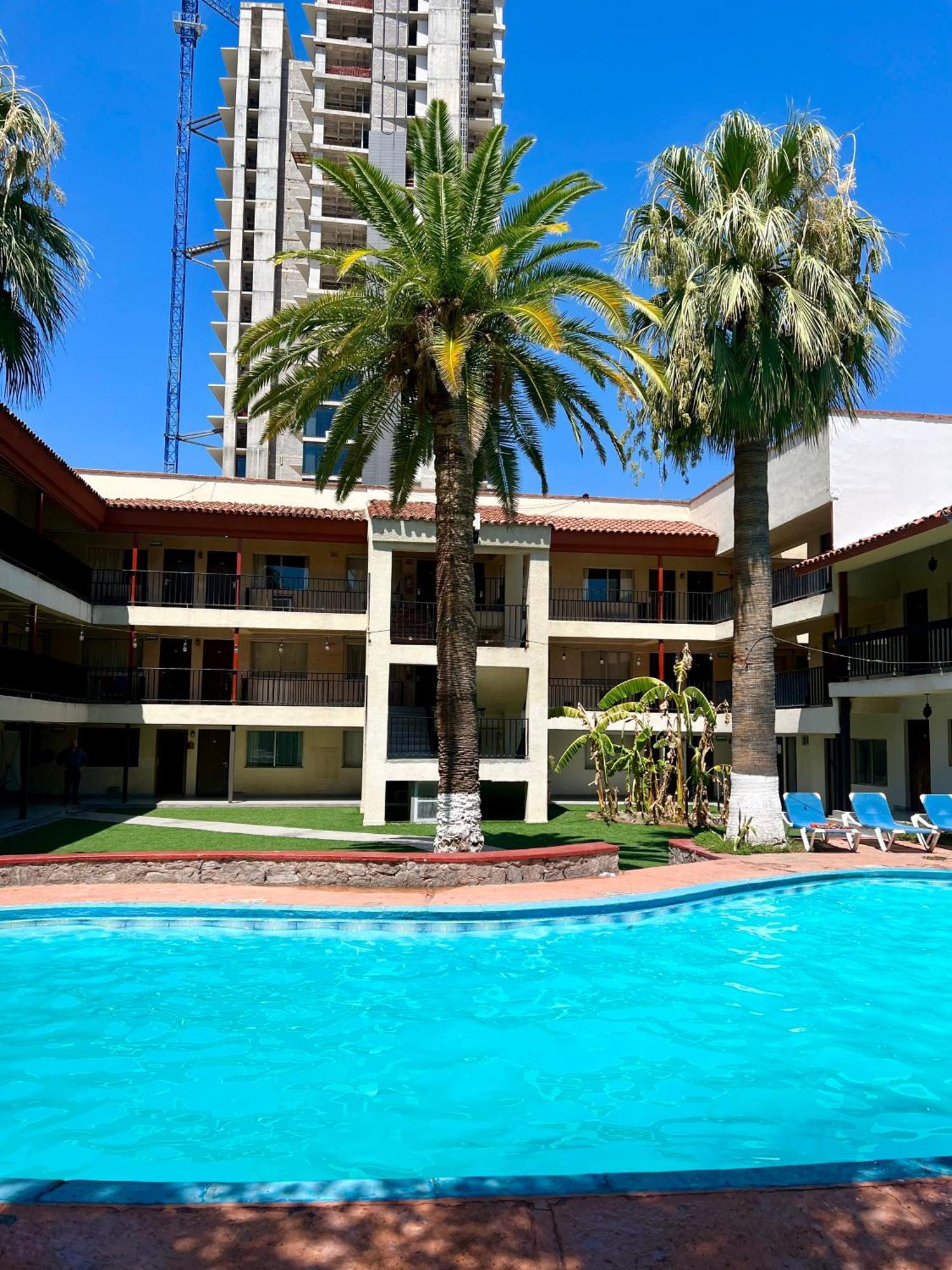 Hotel Bugambilia Hermosillo Ngoại thất bức ảnh